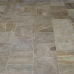 BEIGE NATURAL STONE SAND-BLASTED AND DRUMMED, 30X30X2 CM. 