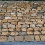 VIEUX PAVES EN GRES (TETES DE RENARD)