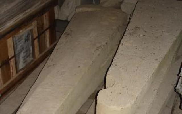 SPINNING STAIR IN FRENCH WHITE STONE 